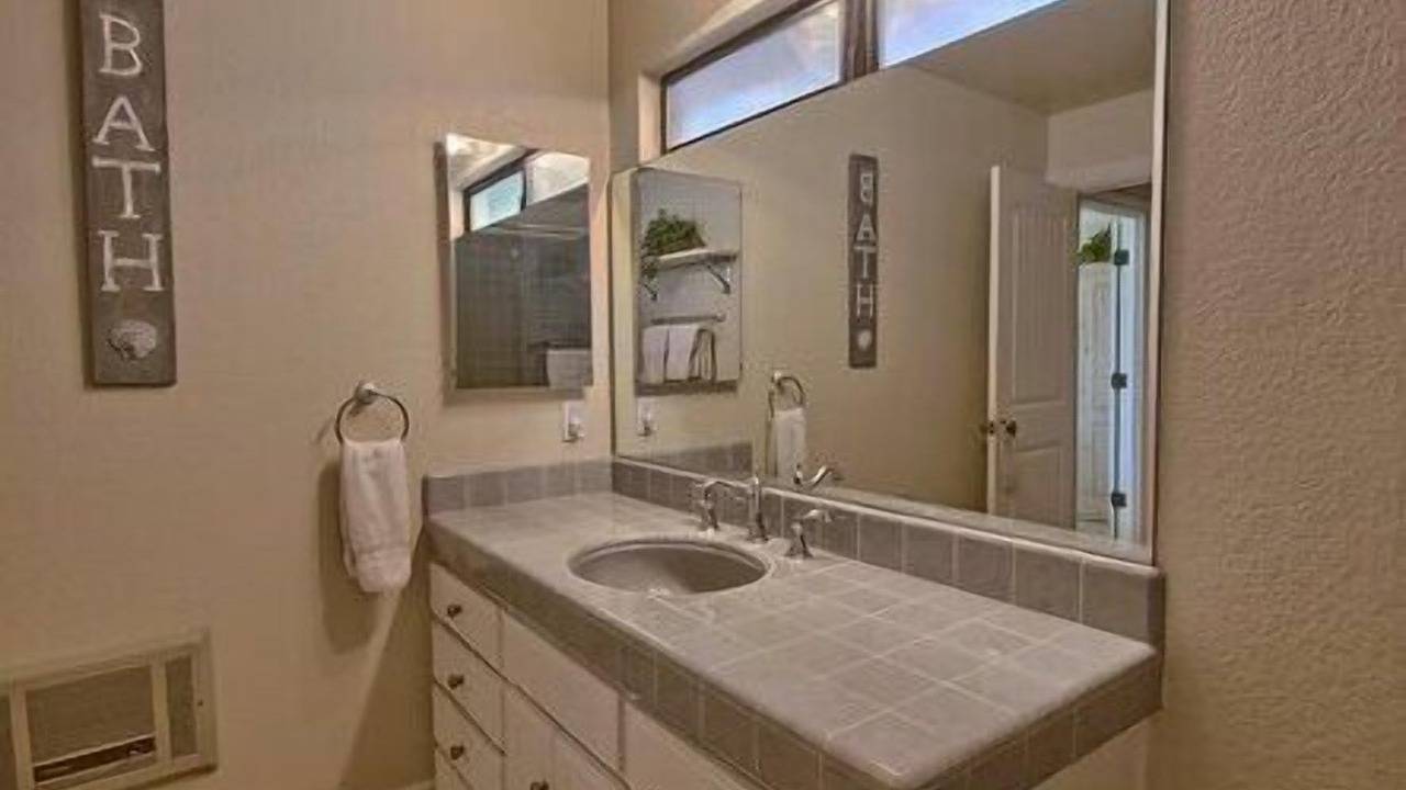 Photo of Bathroom in Happy Hill