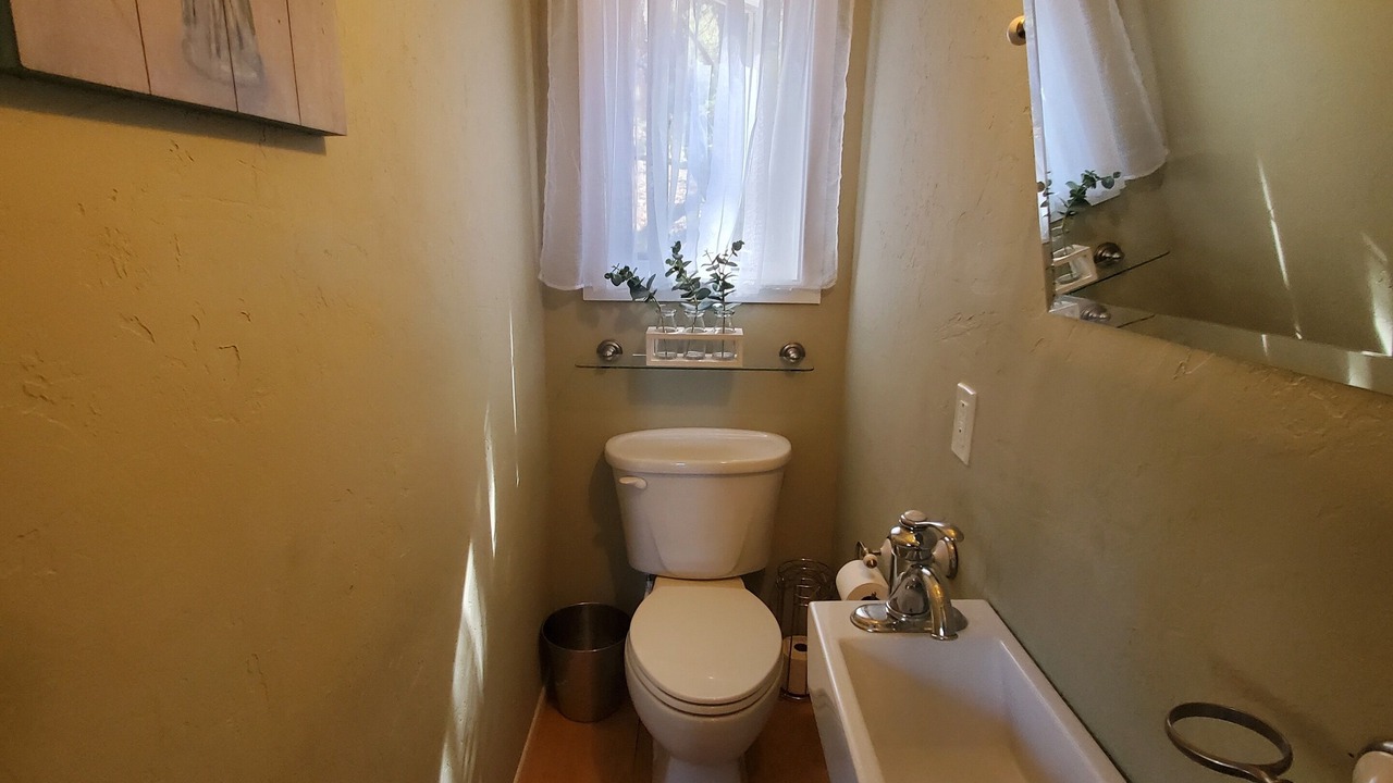 Photo of Bathroom in Pine Mountain Club