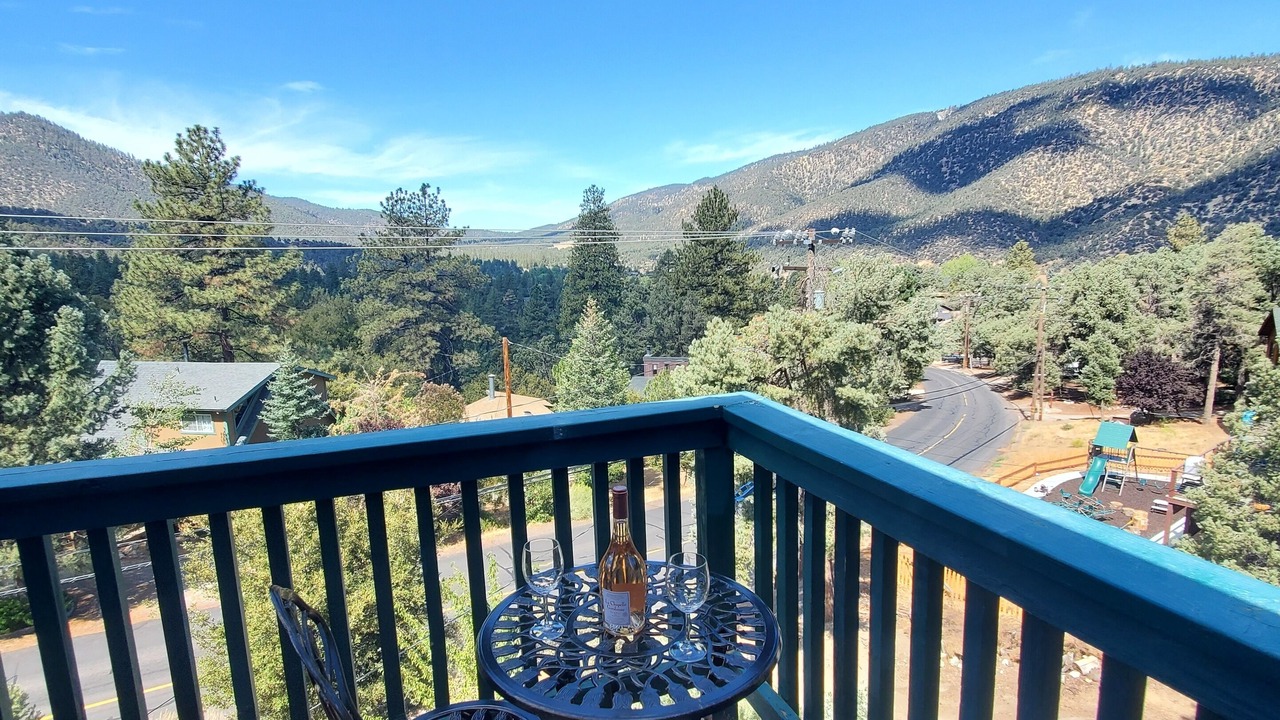 Photo of Outdoor in Pine Mountain Club