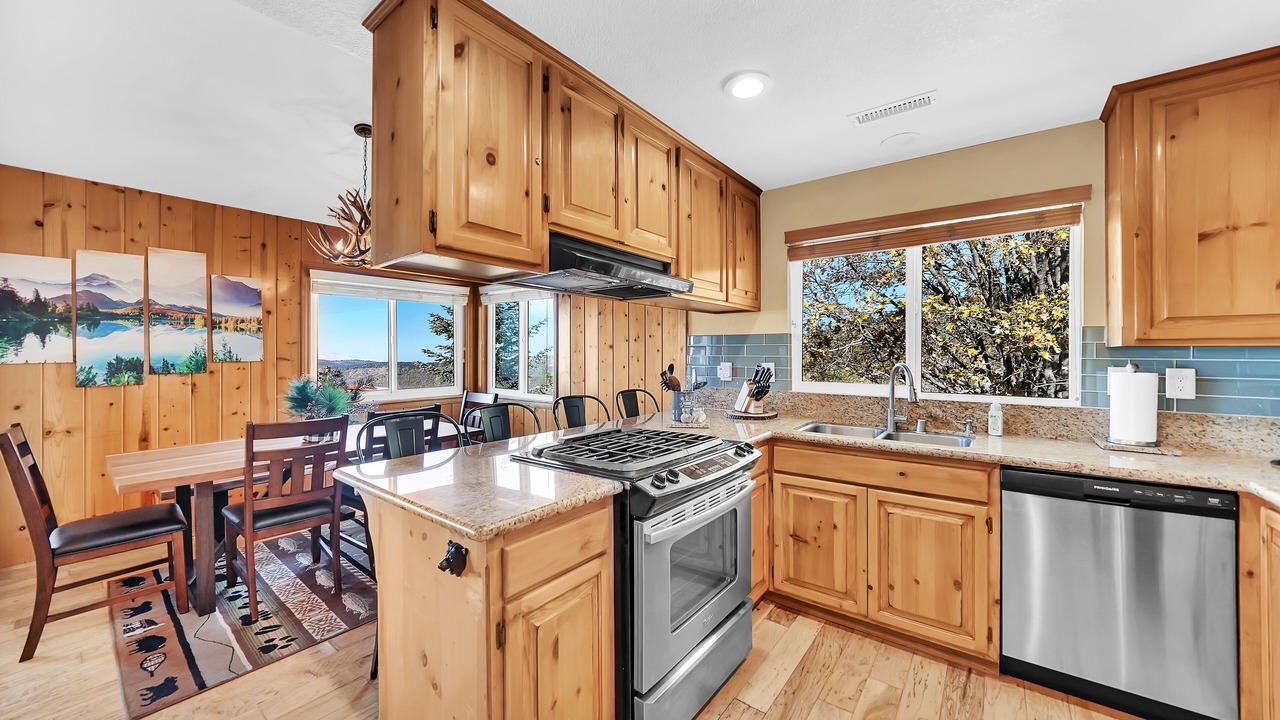 Photo of Kitchen in Running Springs