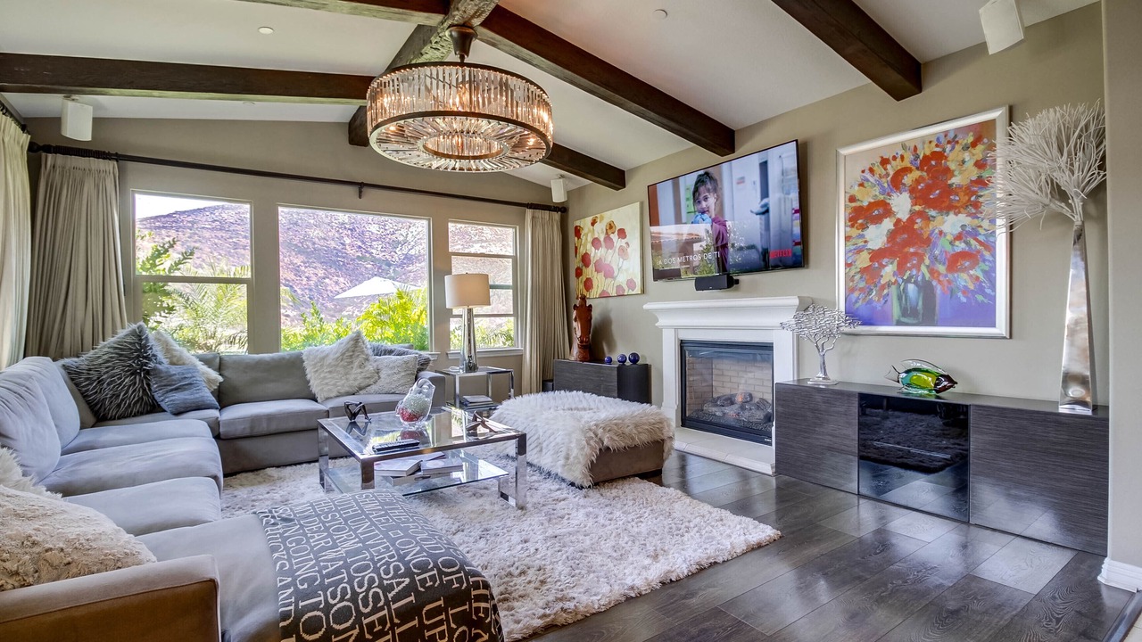 Photo of Livingroom in Spring Valley