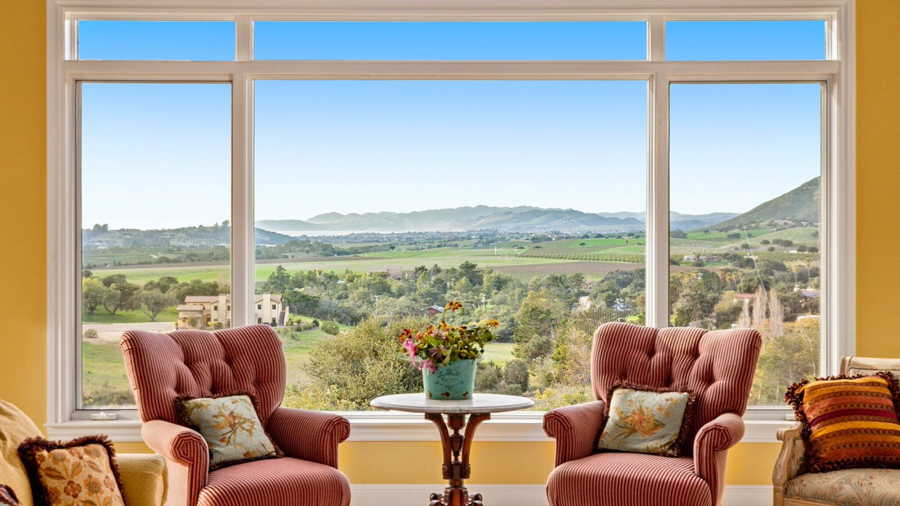 Photo of Livingroom in Callender
