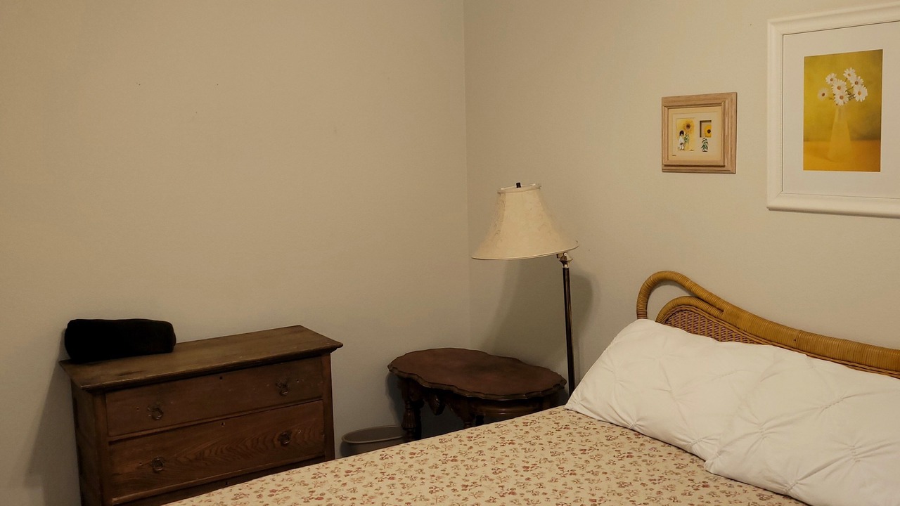 Photo of Bedroom in Holiday Shores