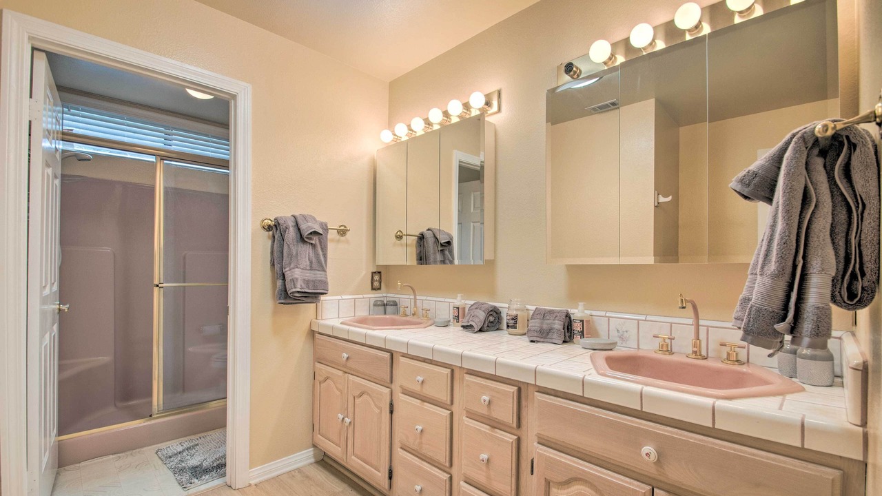 Photo of Bathroom in Pine Mountain Club