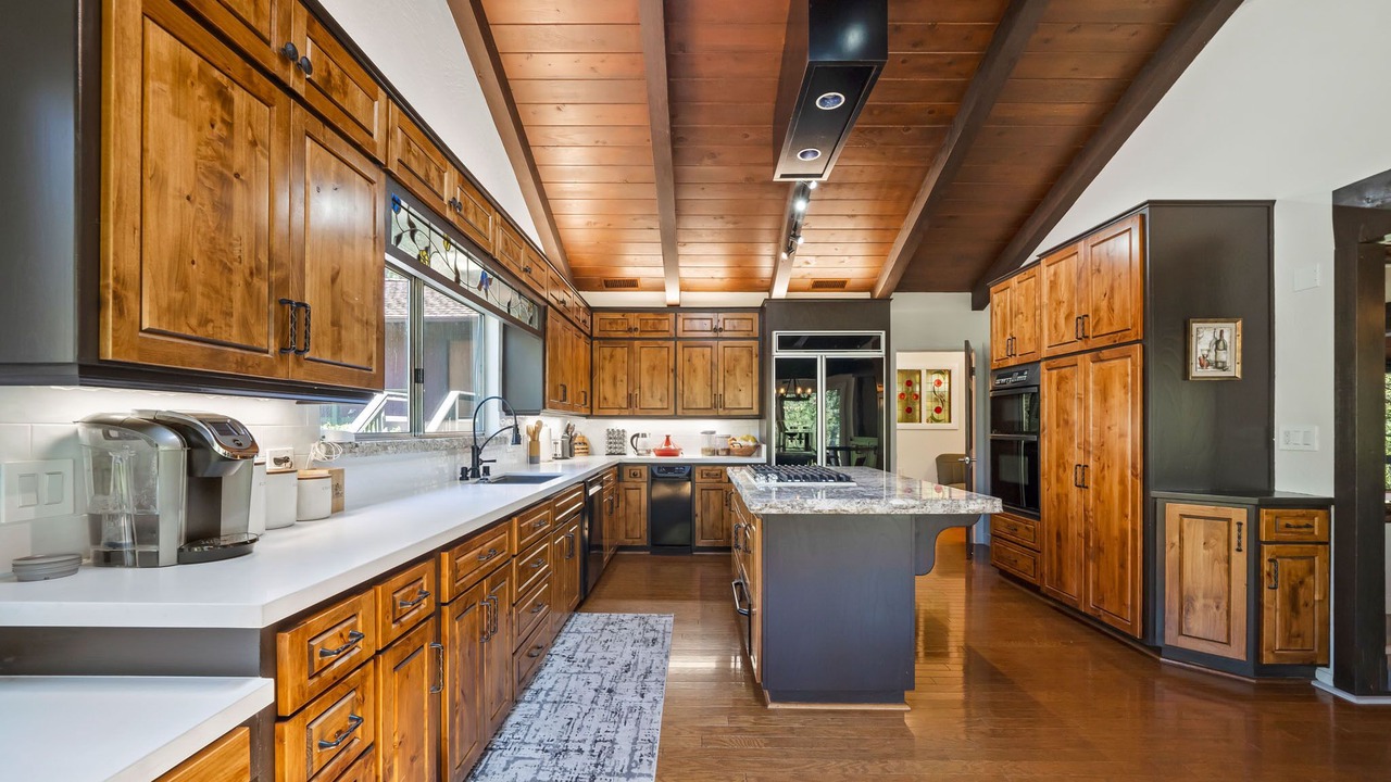 Photo of Kitchen in Yosemite Forks