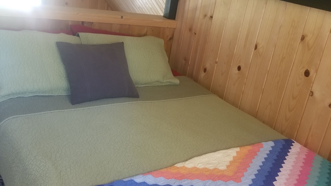 Photo of Bedroom in Frazier Park