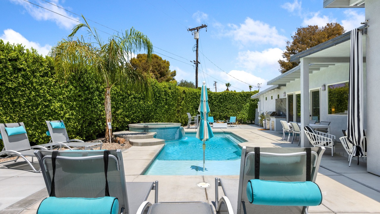 Photo of Outdoor in Sunrise Vista Chino