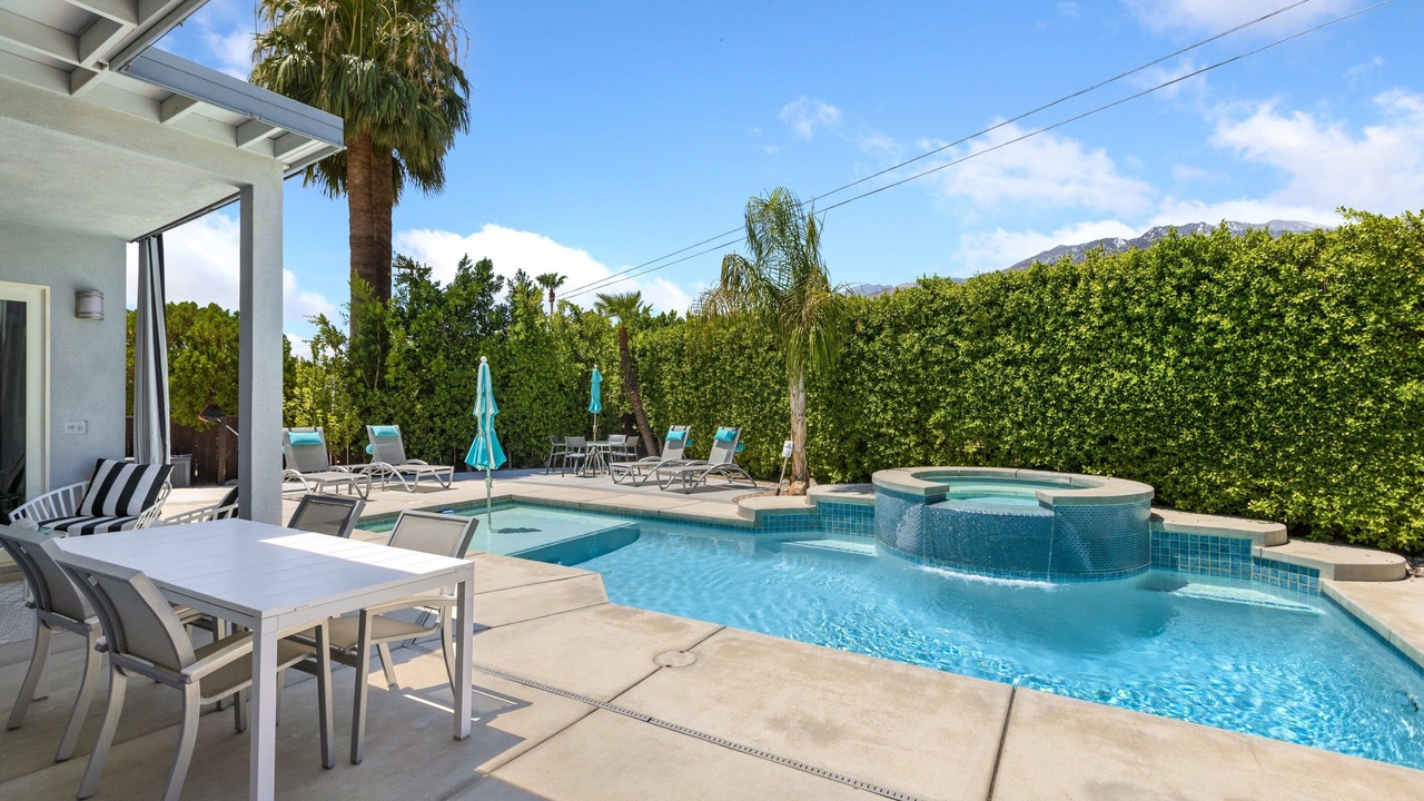 Photo of Outdoor in Sunrise Vista Chino