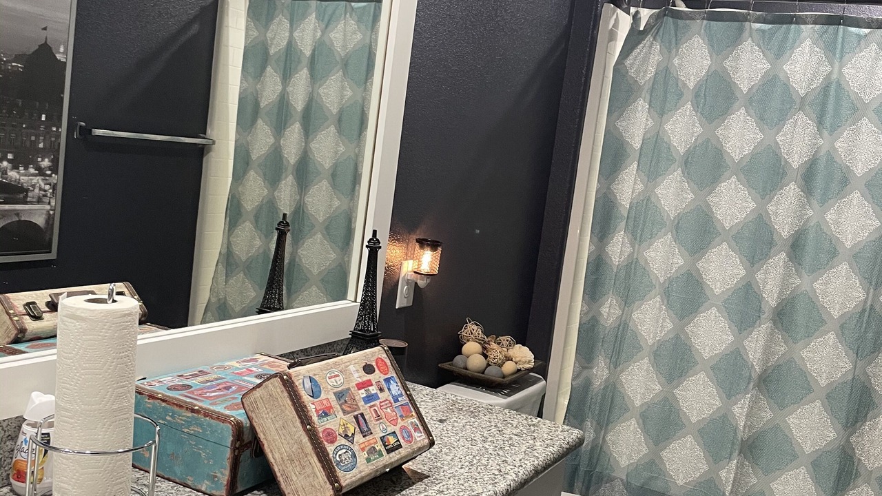 Photo of Bathroom in North Las Vegas
