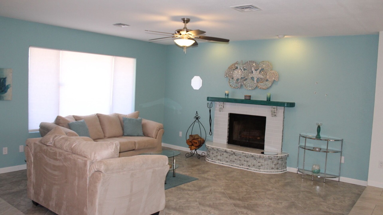 Photo of Livingroom in Residential Estates