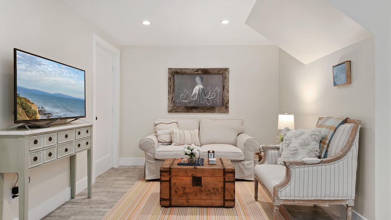 Photo of Livingroom in Santa Barbara