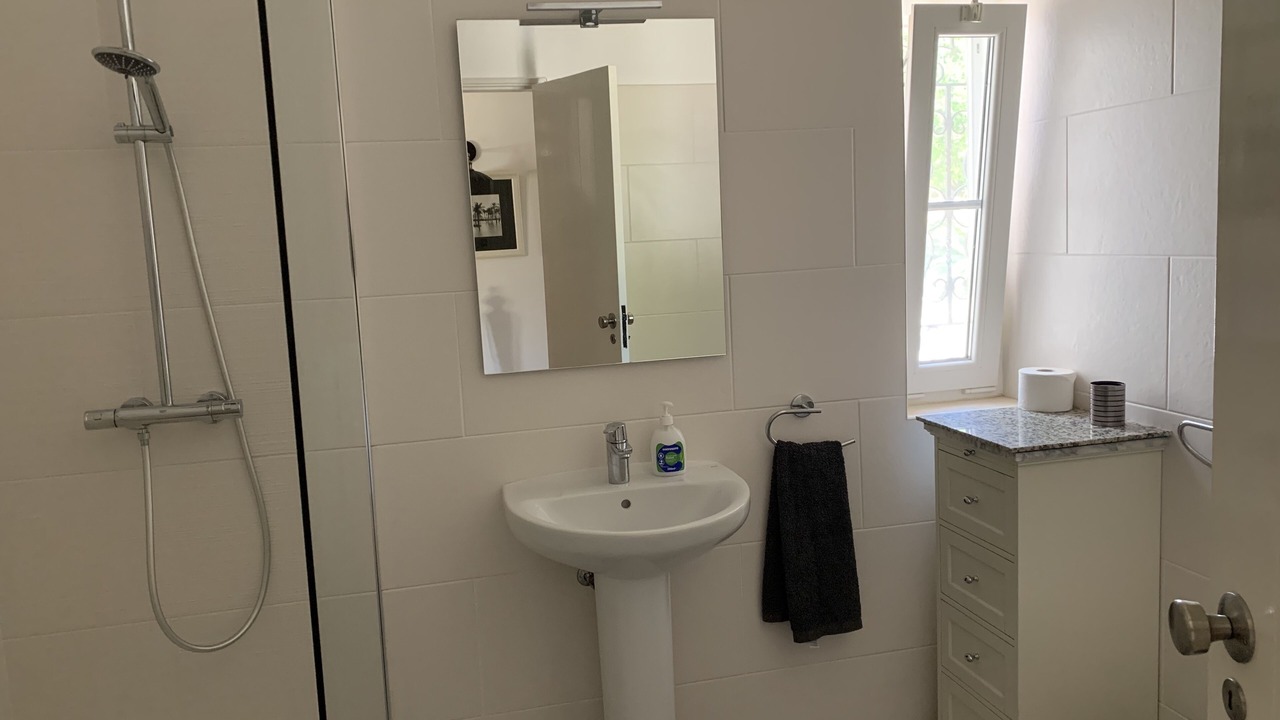 Photo of Bathroom in Alcantarilha