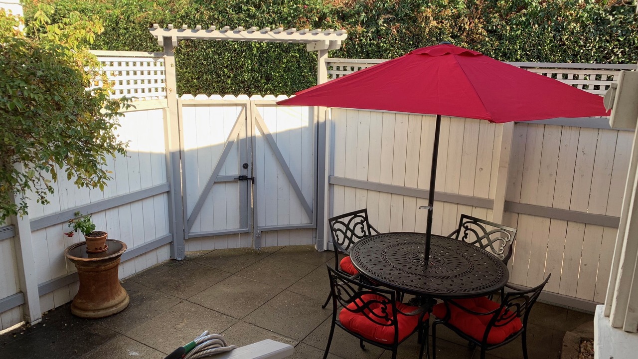 Photo of Outdoor in Oak Park