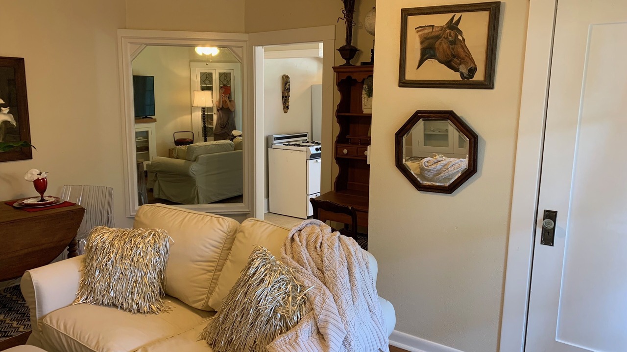 Photo of Livingroom in Oak Park