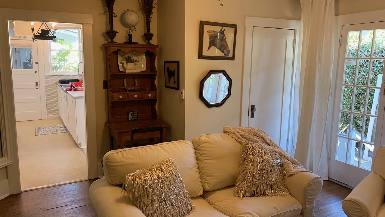 Photo of Livingroom in Oak Park