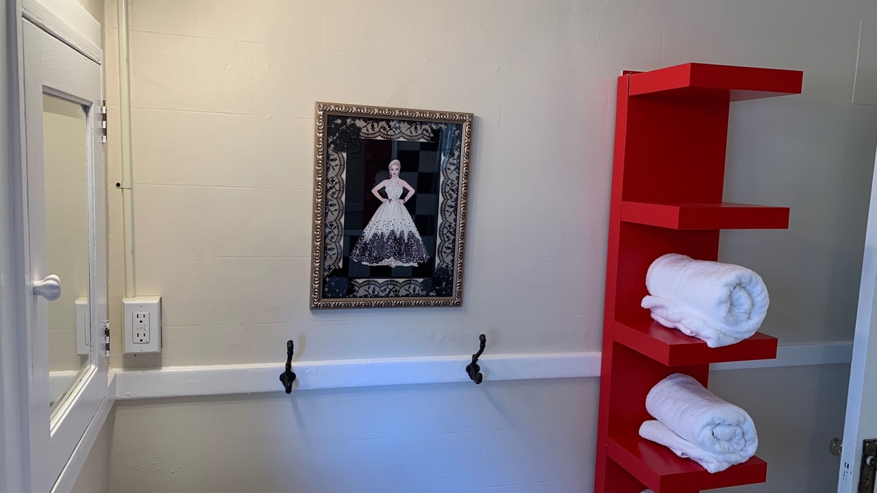 Photo of Bathroom in Oak Park