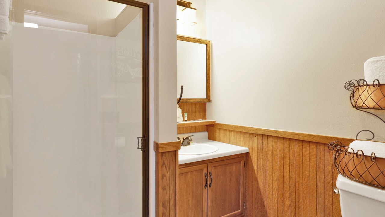Photo of Bathroom in Big Bear Lake
