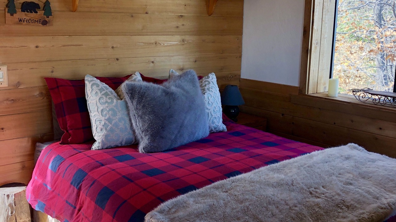 Photo of Bedroom in Julian
