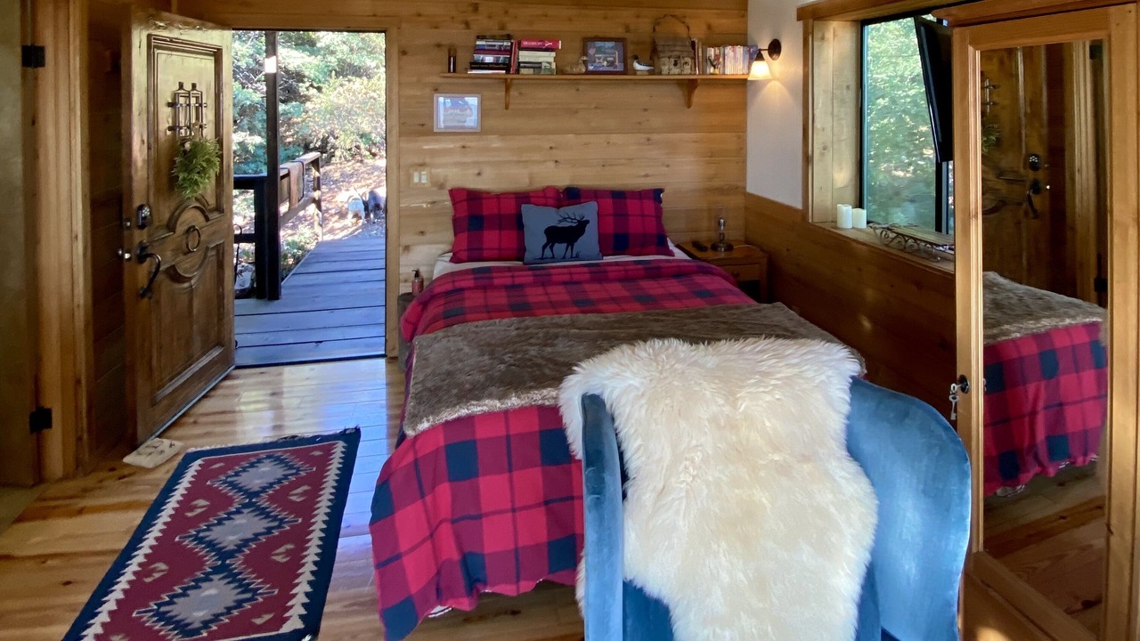 Photo of Bedroom in Julian