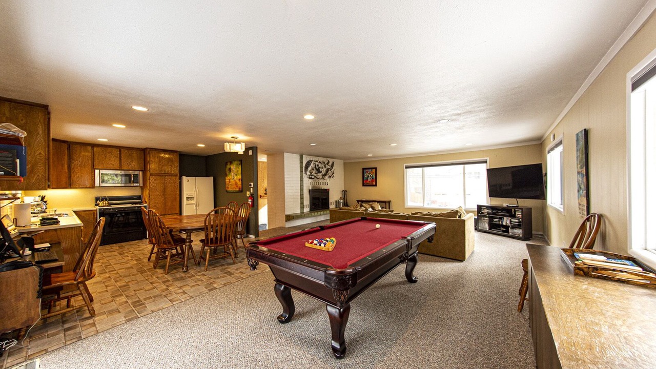 Photo of Bedroom in Skyland