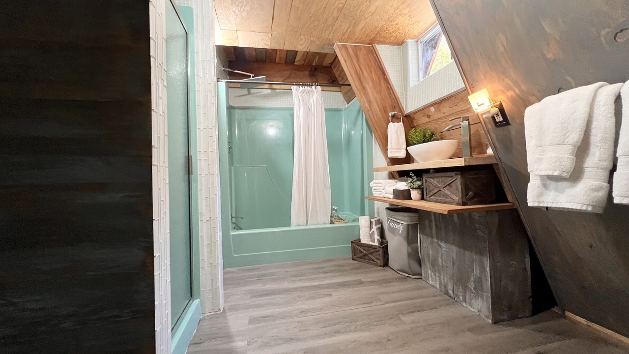 Photo of Bathroom in Springville