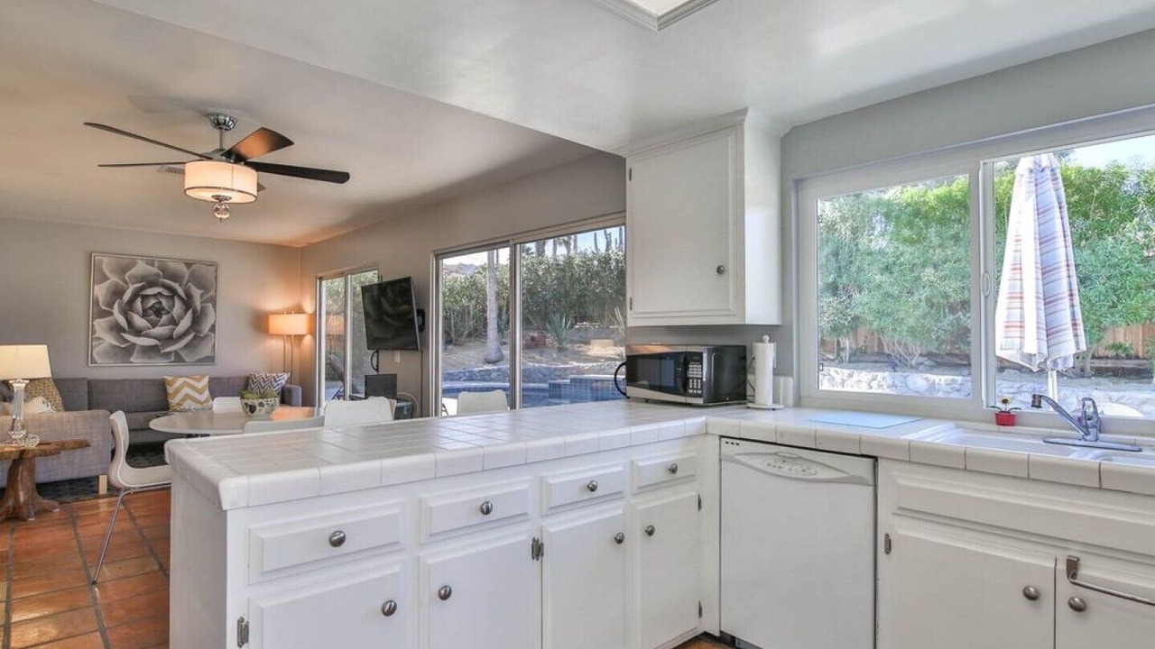 Photo of Kitchen in Cathedral City Cove
