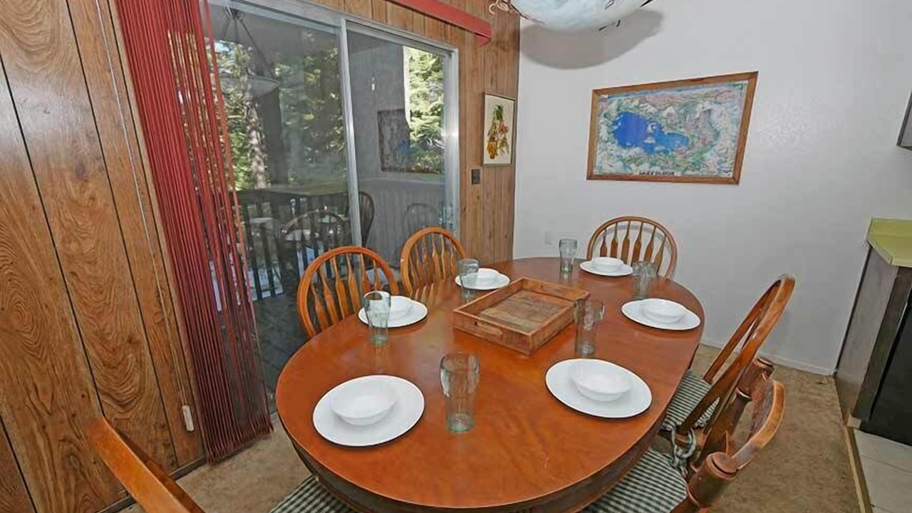 Photo of Livingroom in Pioneer Trail