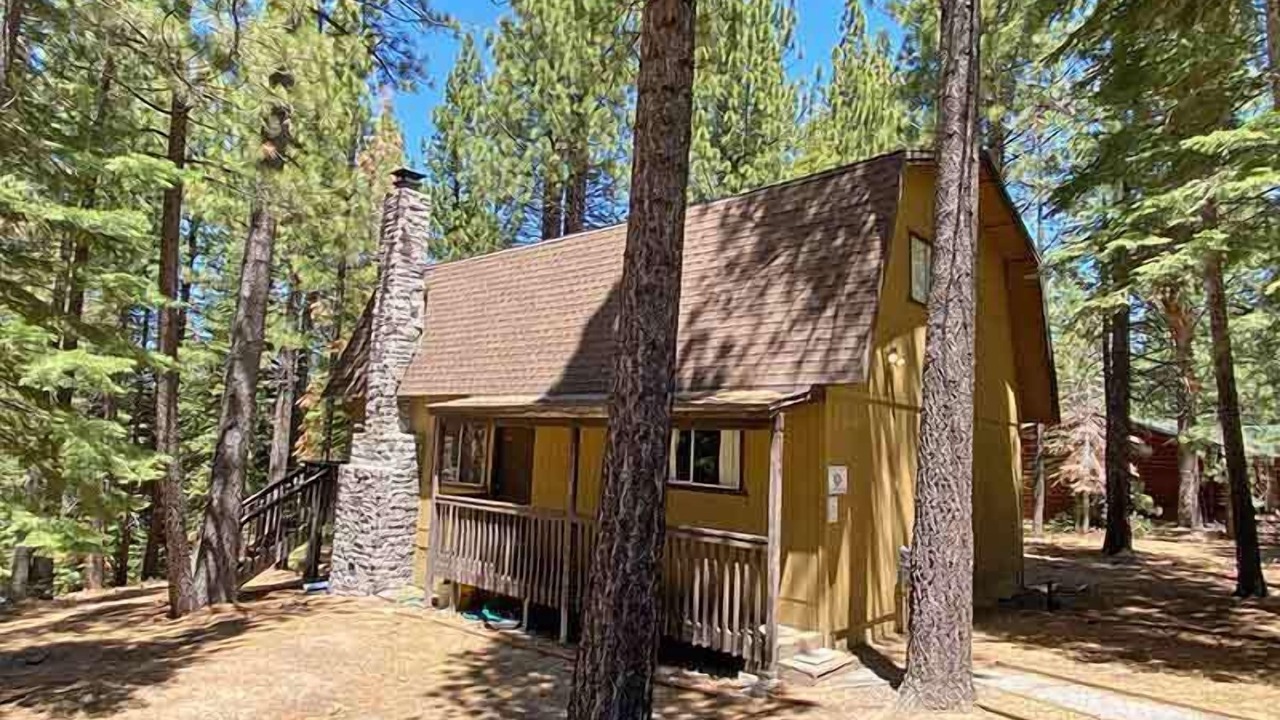 Photo of Outdoor in Pioneer Trail