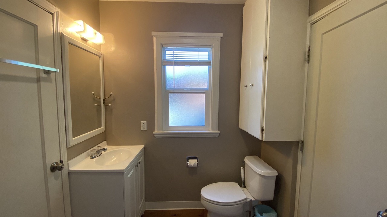 Photo of Bathroom in Reno/Tahoe Airport