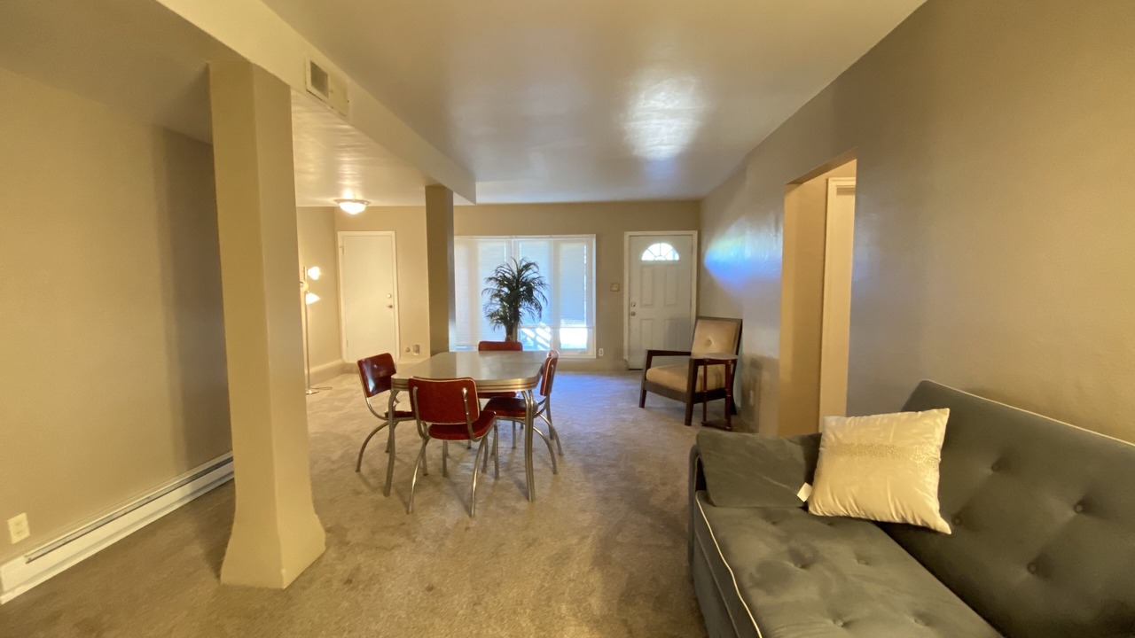 Photo of Bedroom in Reno/Tahoe Airport