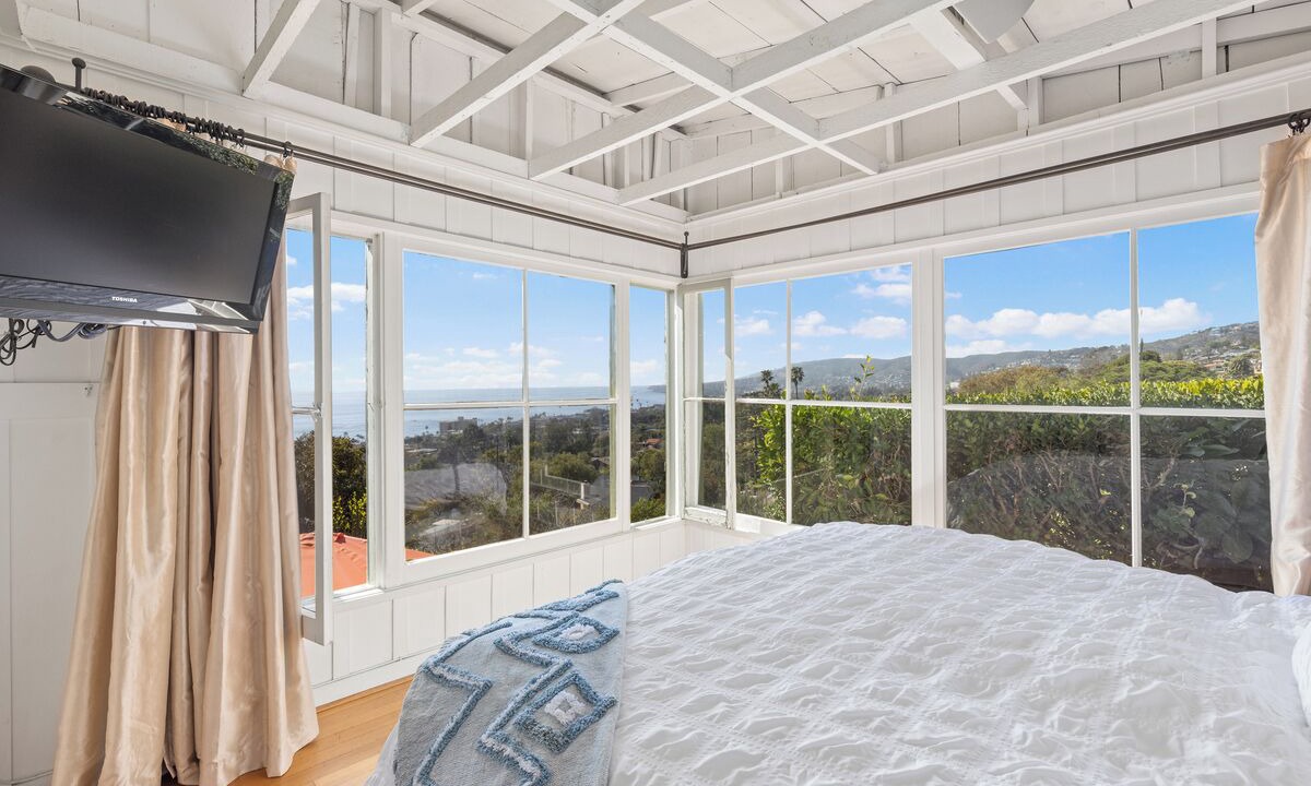 Photo of Bedroom in Diamond Crestview