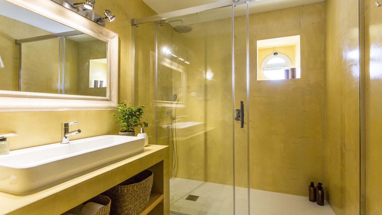 Photo of Bathroom in Charneca