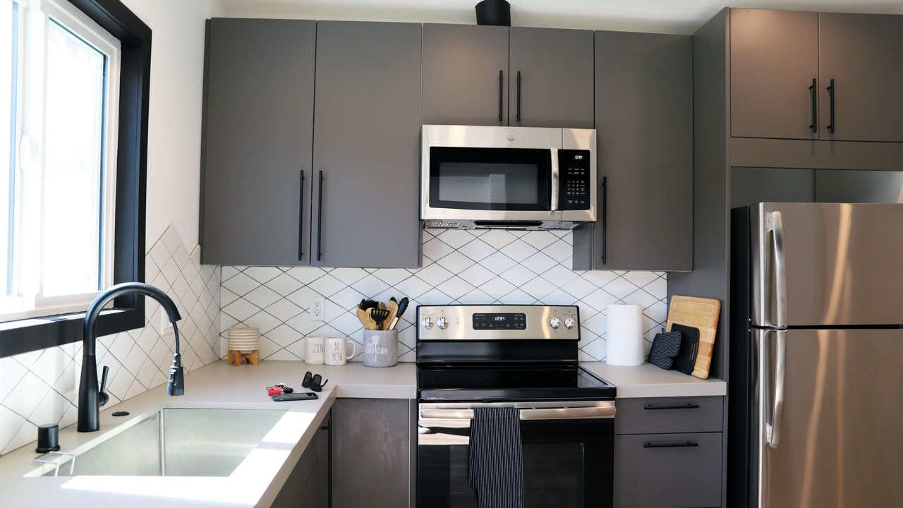 Photo of Kitchen in Woodland Hills