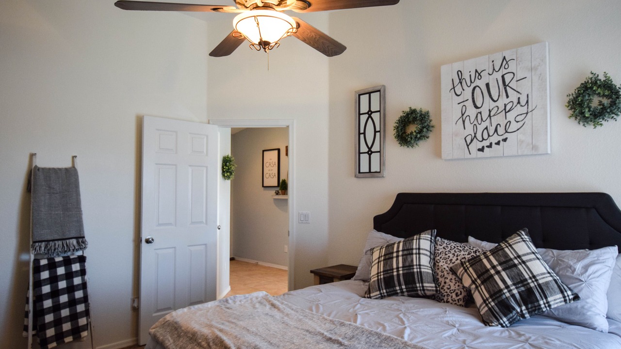 Photo of Bedroom in Lake Havasu City