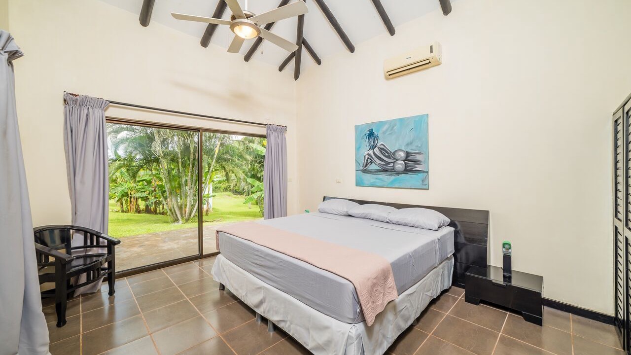 Photo of Bedroom in Tamarindo
