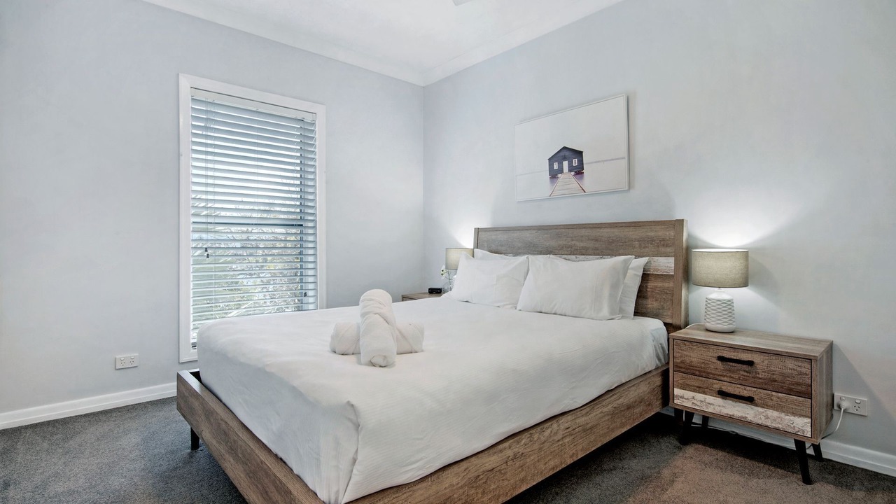 Photo of Bedroom in Broadbeach Waters
