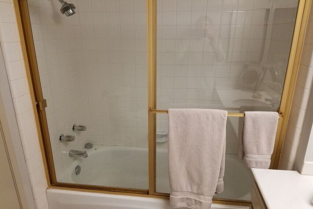 Photo of Bathroom in Sunrise Vista Chino