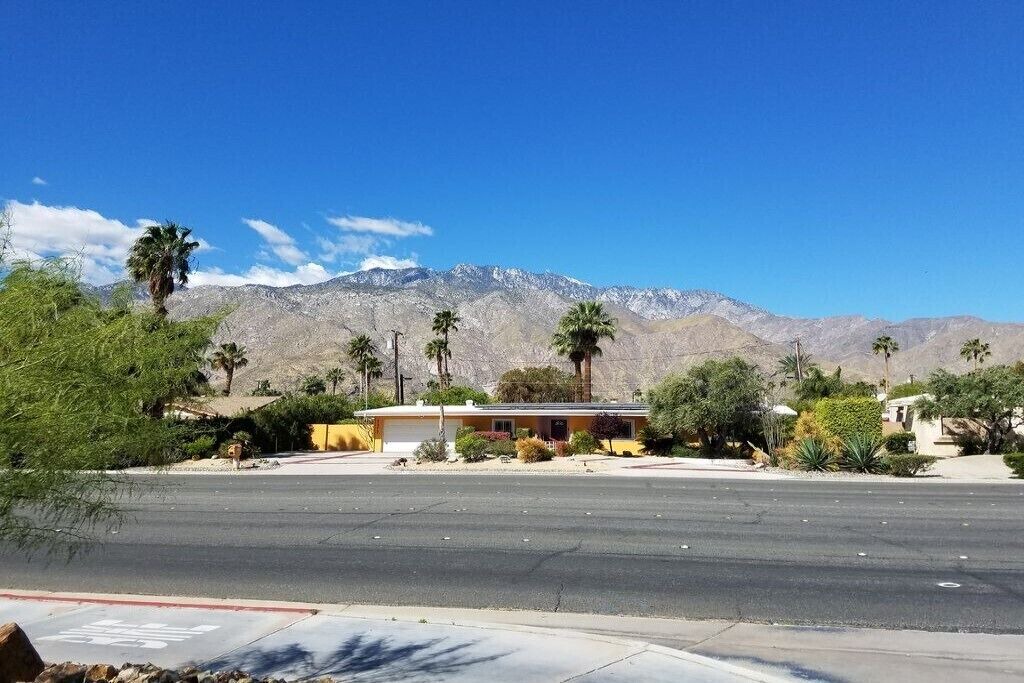 Photo of Outdoor in Sunrise Vista Chino