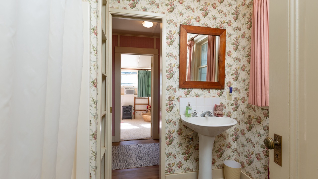 Photo of Bathroom in Julian