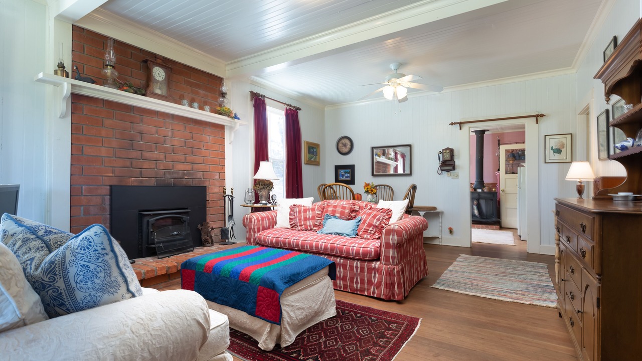 Photo of Livingroom in Julian