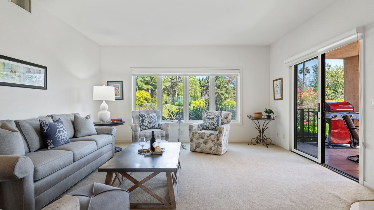 Photo of Livingroom in Santa Barbara