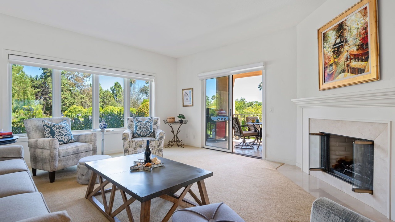Photo of Livingroom in Santa Barbara