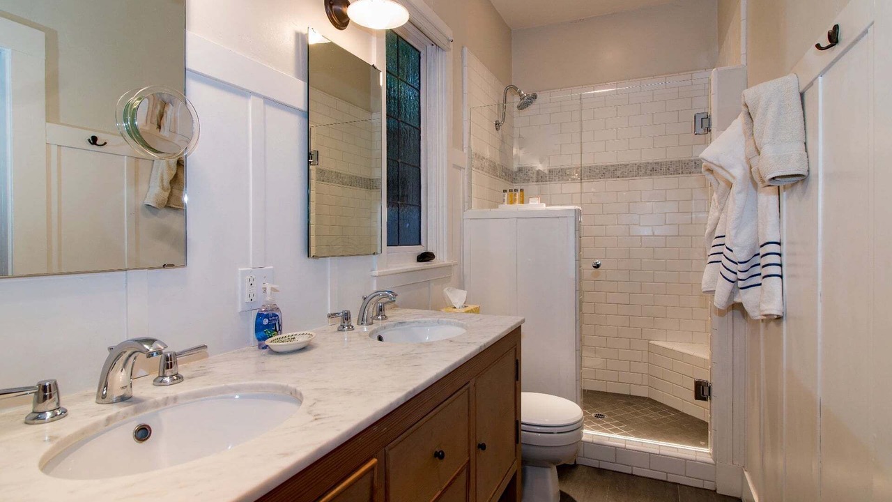 Photo of Bathroom in Laguna