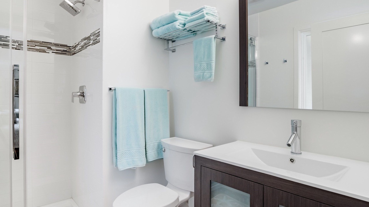 Photo of Bathroom in Carpinteria