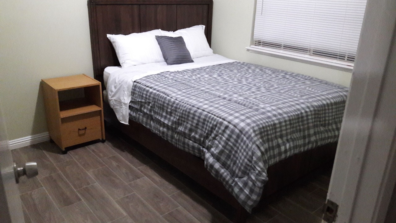 Photo of Bedroom in Coalinga