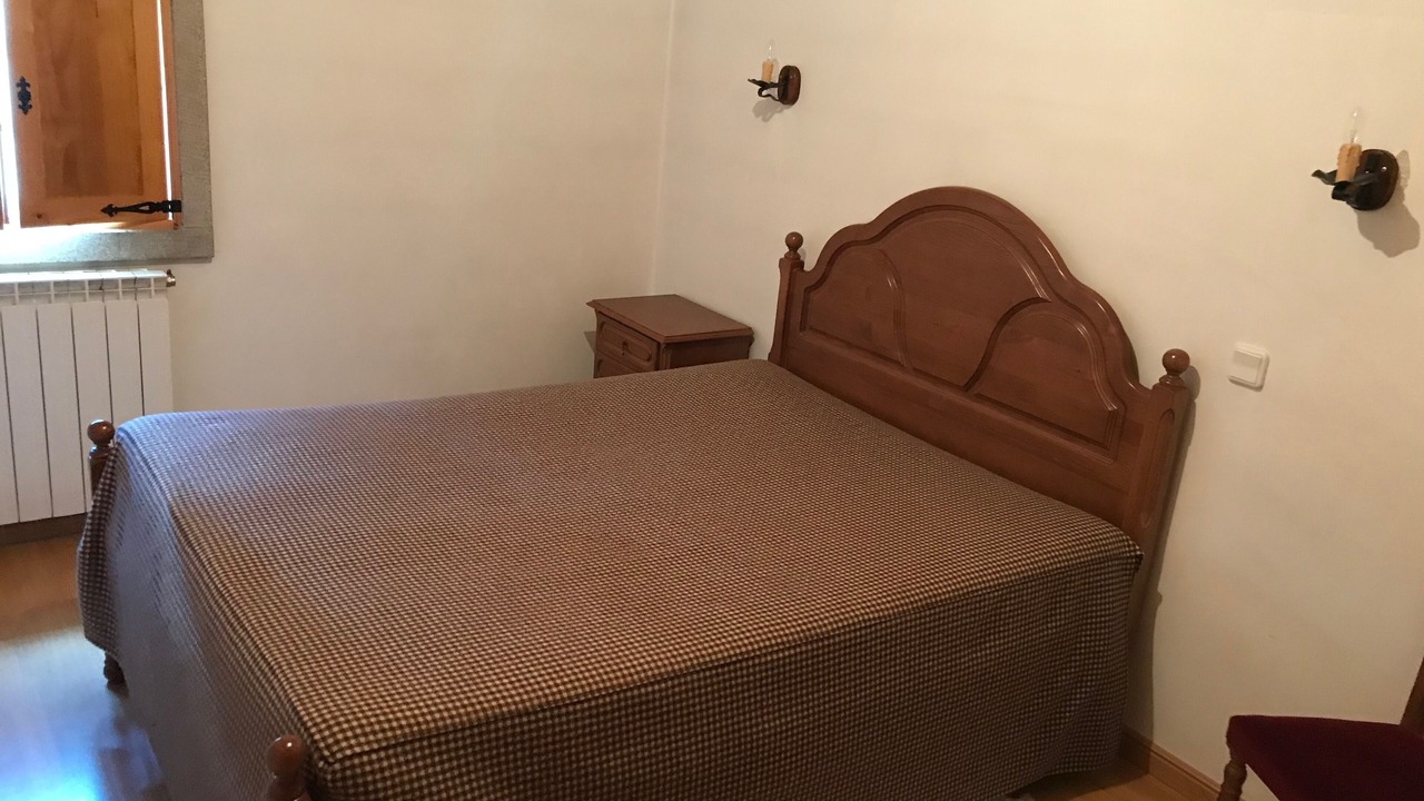 Photo of Bedroom in Seia