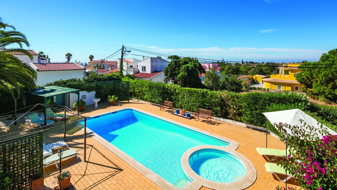 Photo of Outdoor in Estombar