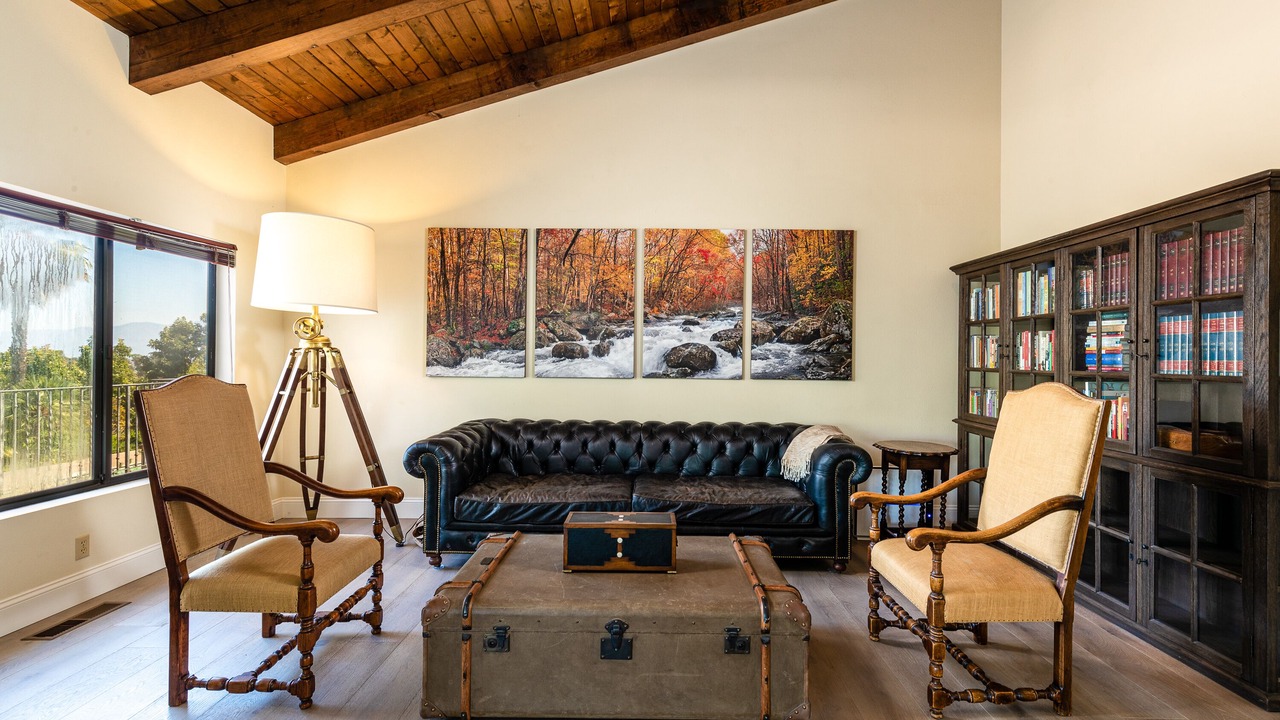 Photo of Livingroom in Santa Ynez