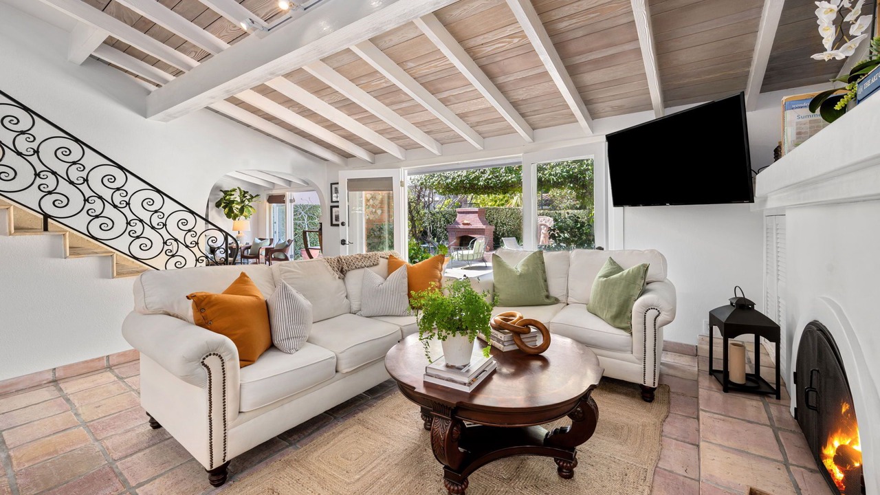 Photo of Livingroom in West Newport