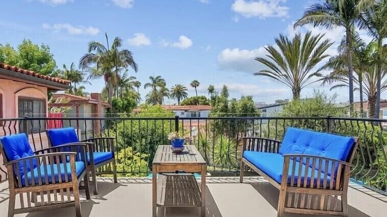 Photo of Patio Balcony in West Newport